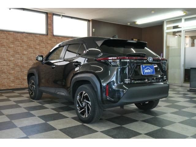 Car thumbnail 2