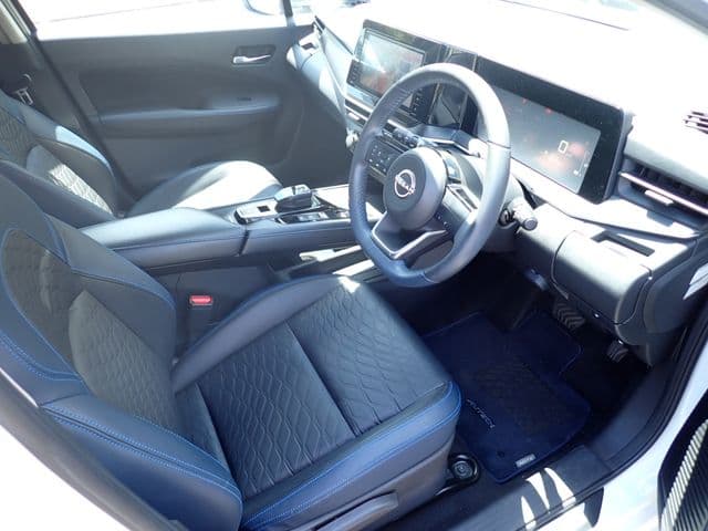NISSAN