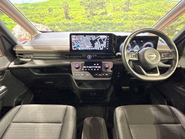 NISSAN