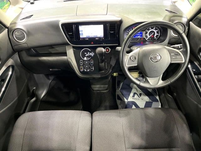 NISSAN