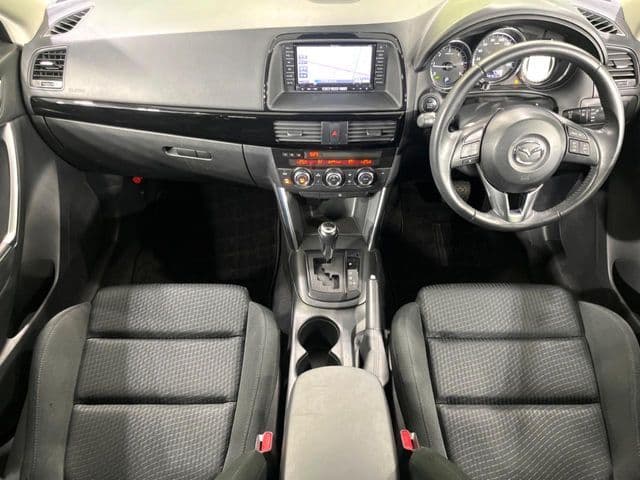 Car thumbnail 3