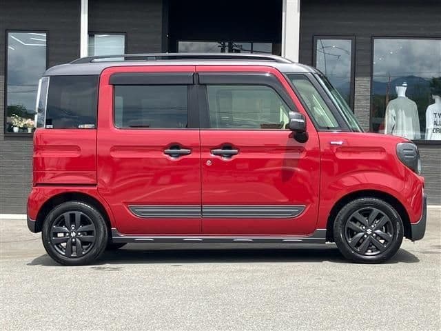 Car thumbnail 4