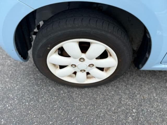 Car thumbnail 4