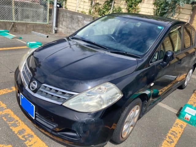 NISSAN