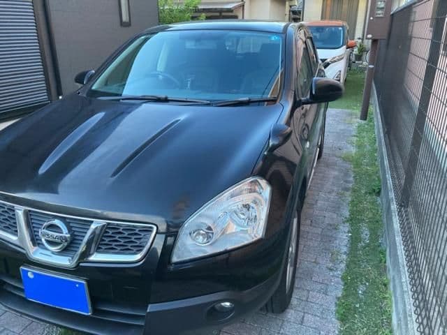 NISSAN