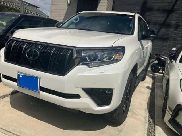 TOYOTA LANDCRUISER PRADO
