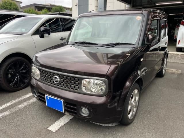 NISSAN
