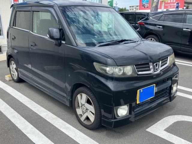 Car thumbnail 3