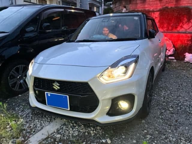 SUZUKI SWIFT