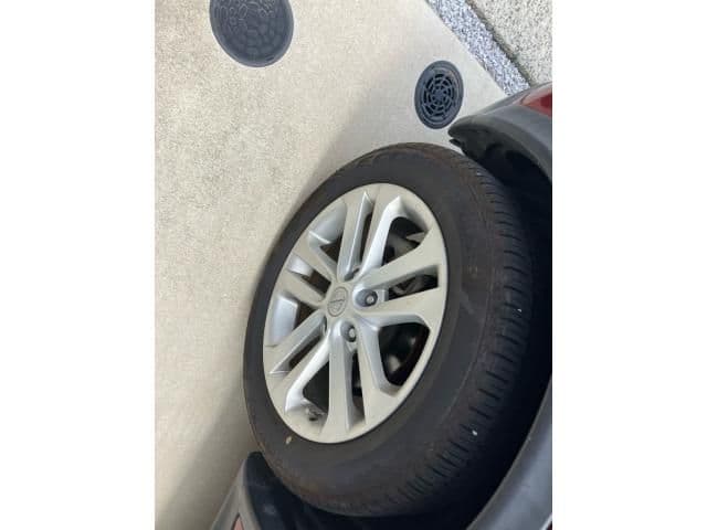 Car thumbnail 4