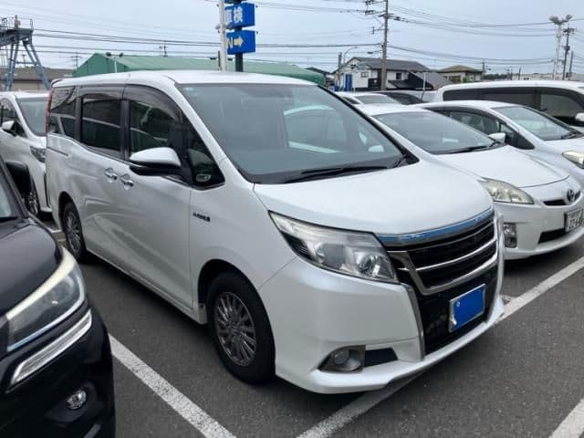 TOYOTA ESQUIRE HYBRID