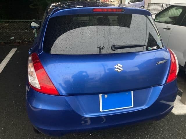 Car thumbnail 4