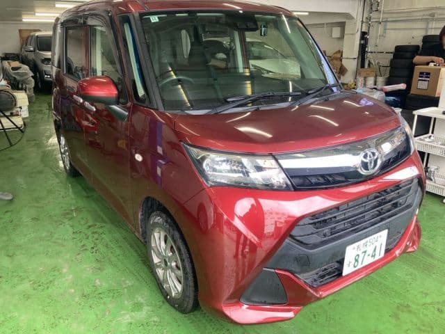 TOYOTA TANK 4WD