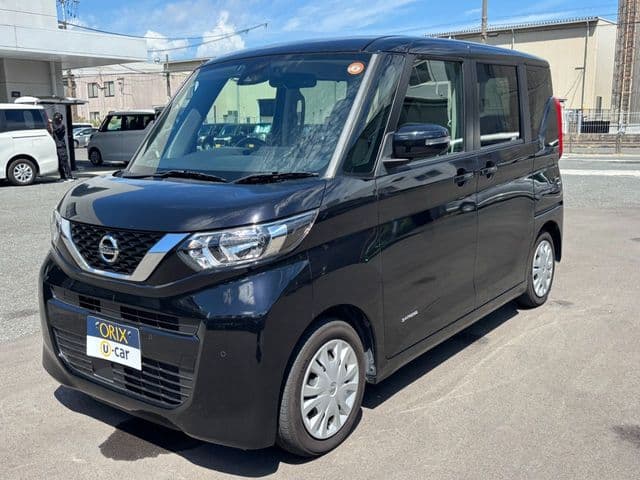 NISSAN ROOX