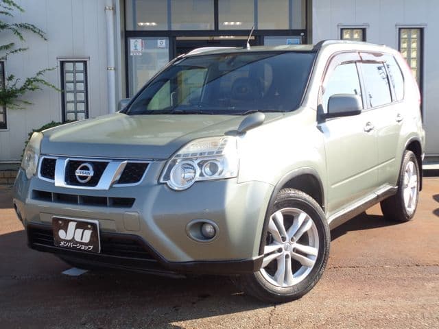 NISSAN X-TRAIL 4WD