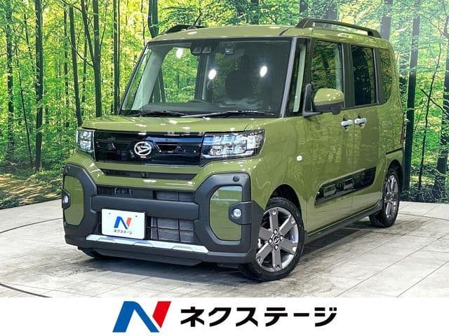 DAIHATSU TANTO FAN CROSS