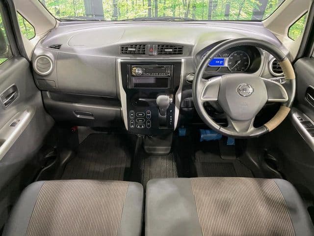 NISSAN