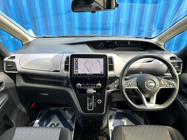 NISSAN