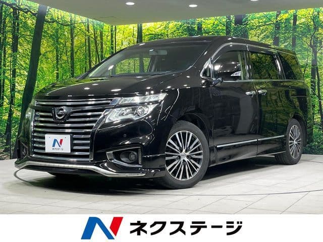 NISSAN ELGRAND  4WD