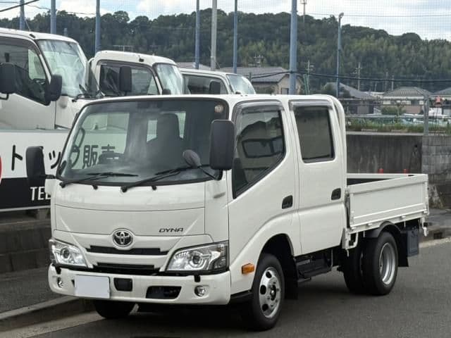 TOYOTA DYNA