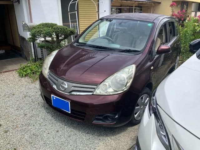 NISSAN