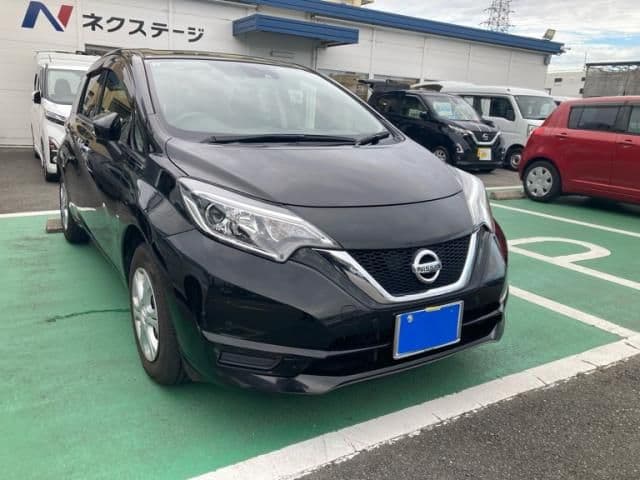 NISSAN