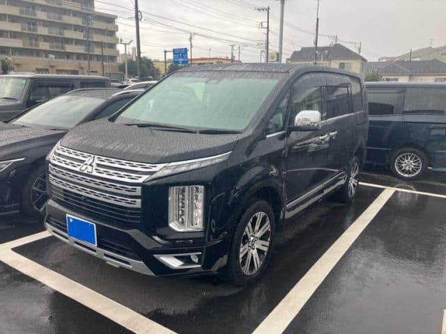 MITSUBISHI DELICA D:5 4WD