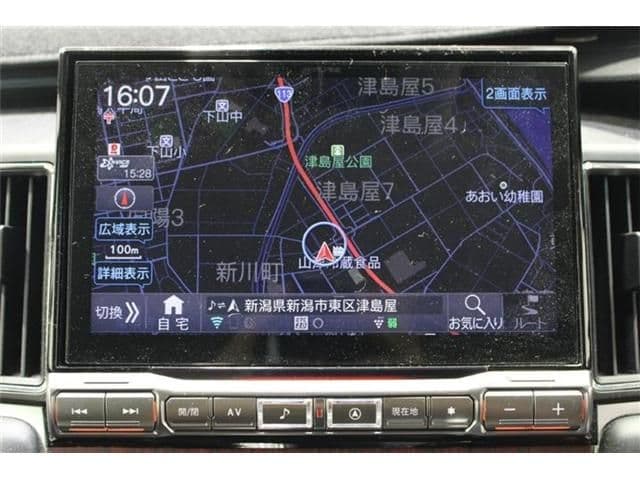 Car thumbnail 3