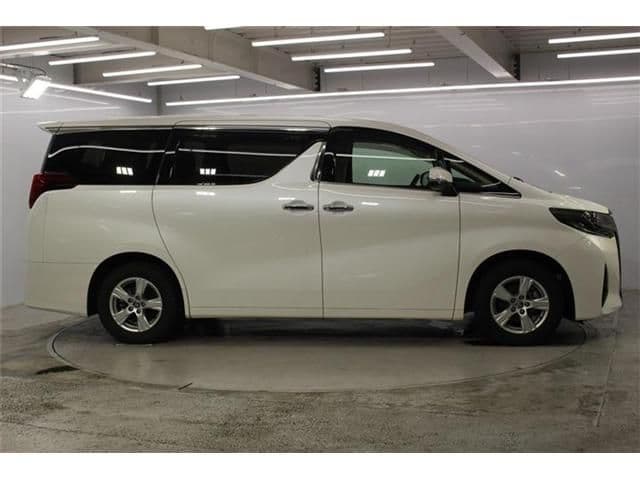 Car thumbnail 4
