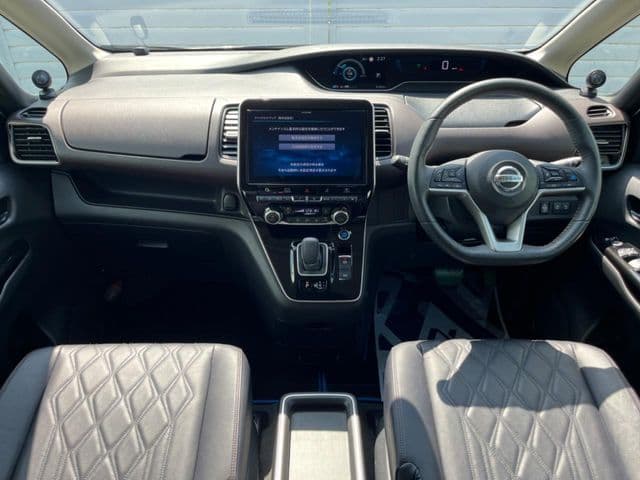 NISSAN