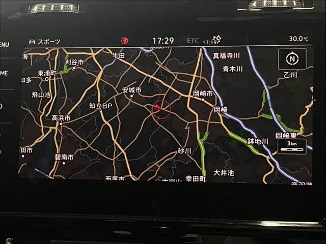 Car thumbnail 3