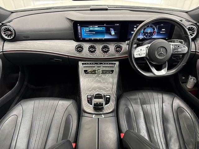 MERCEDES BENZ