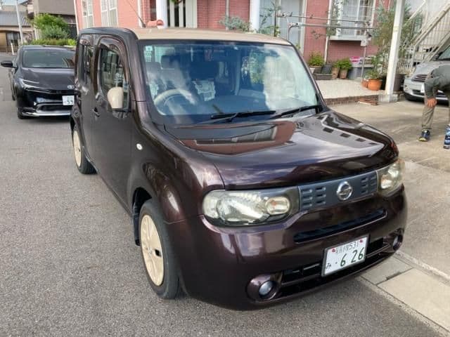 NISSAN