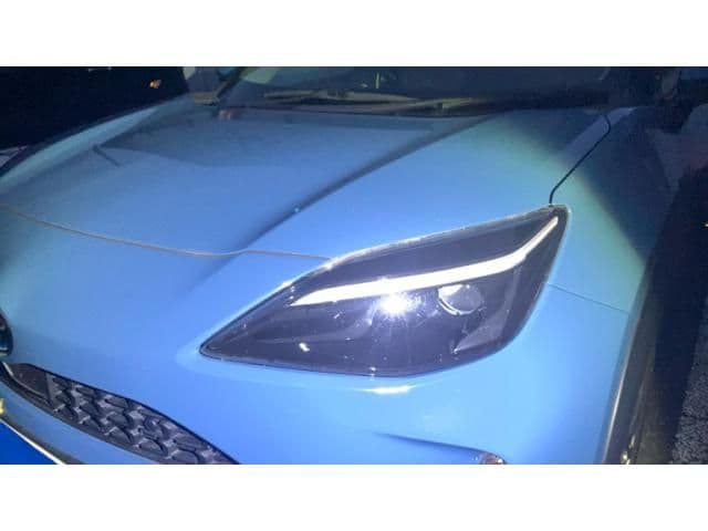 Car thumbnail 4