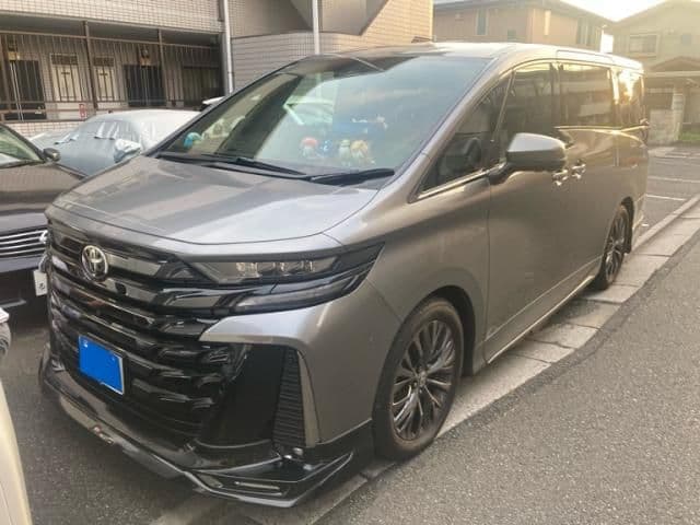TOYOTA VELLFIRE