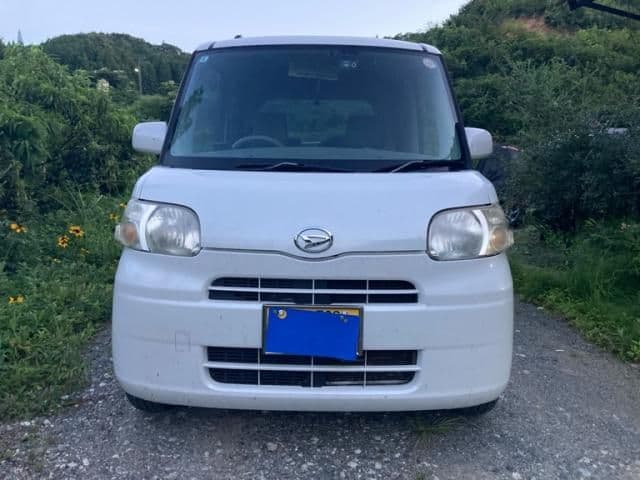DAIHATSU TANTO 4WD