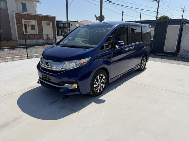 HONDA STEPWAGON SPADA