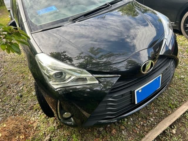 Car thumbnail 2
