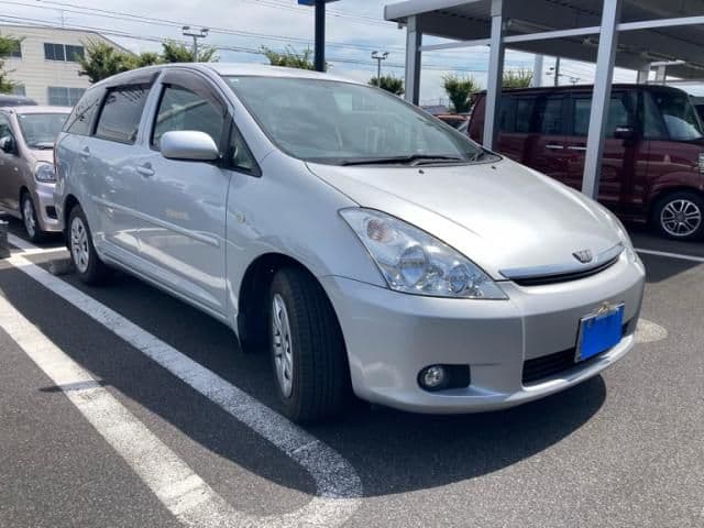 TOYOTA WISH 4WD