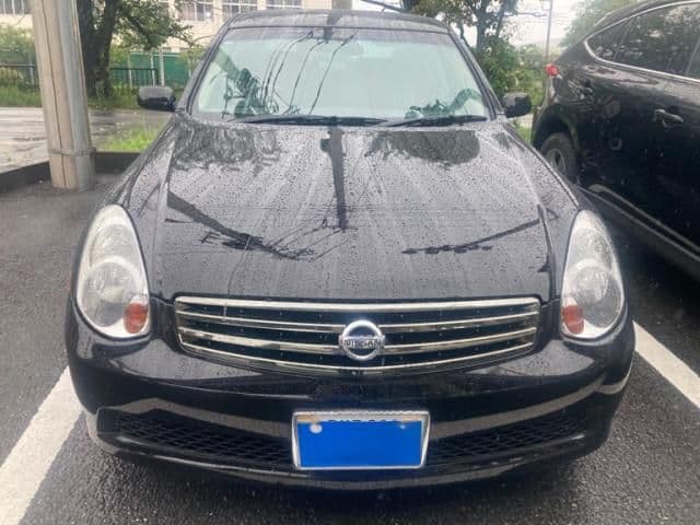 NISSAN