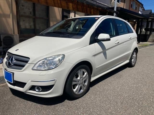 MERCEDES BENZ