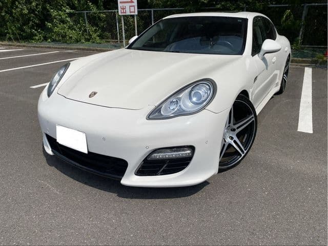 PORSCHE PORSCHE PANAMERA