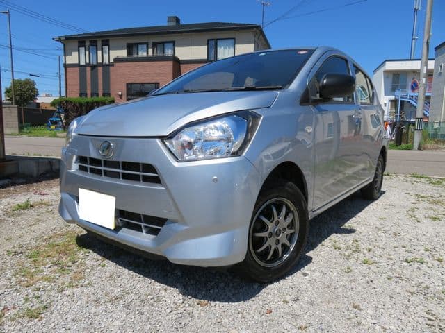 DAIHATSU MIRA e:S 4WD