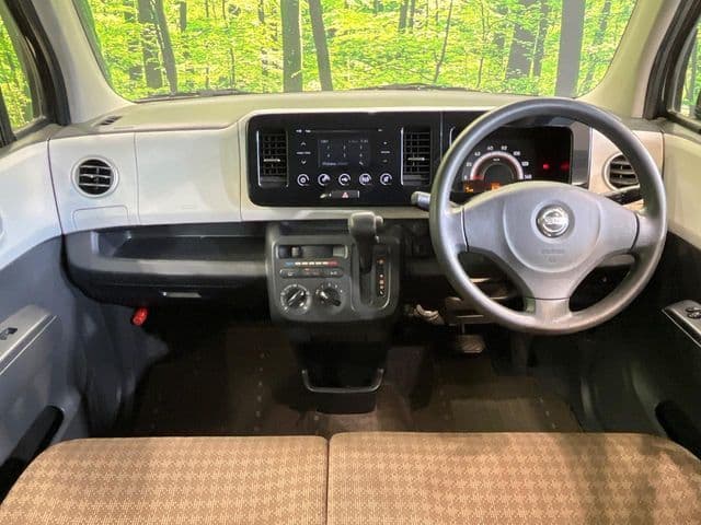 NISSAN