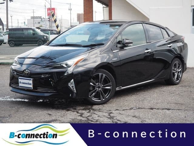 TOYOTA PRIUS 4WD