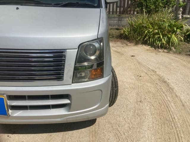 Car thumbnail 3
