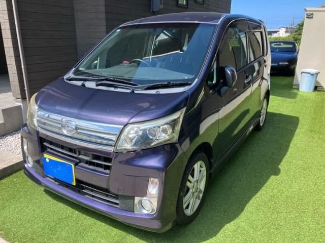 DAIHATSU MOVE CUSTOM