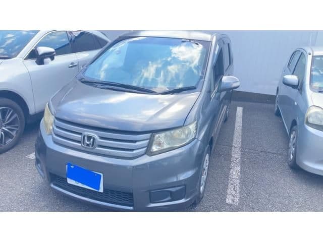 HONDA FREED Spike