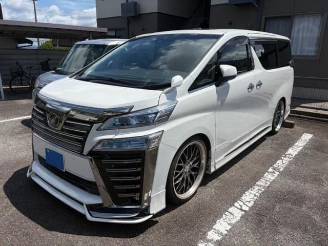 TOYOTA VELLFIRE