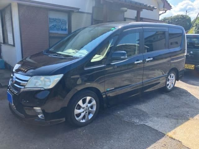 NISSAN SERENA  S-HYBRID